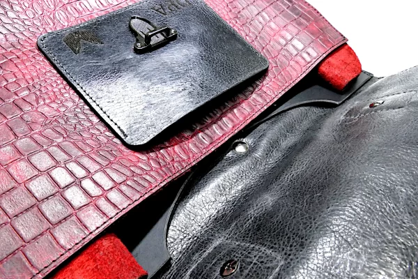 Royal Cases Alligator Embossed Red